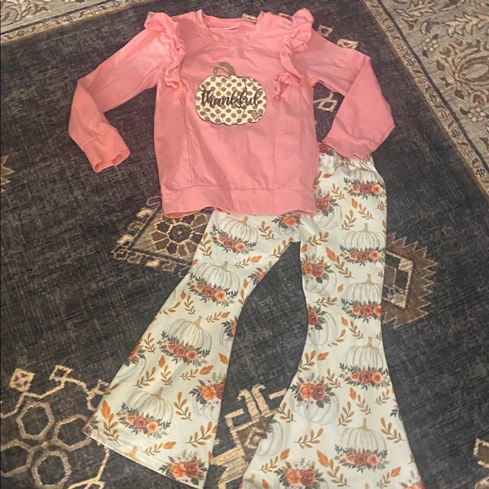 Girls boutique fall outfit bell leggings and cute pumpkin sweatshirts Sz 6/7